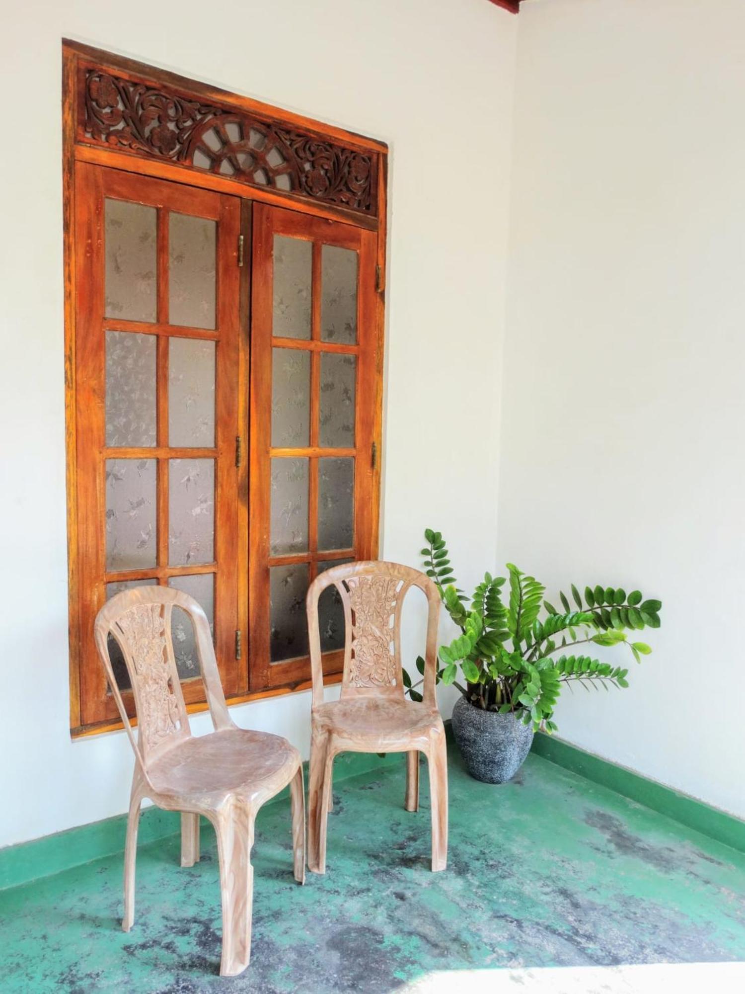 Private Beach House In Mirissa Exterior foto